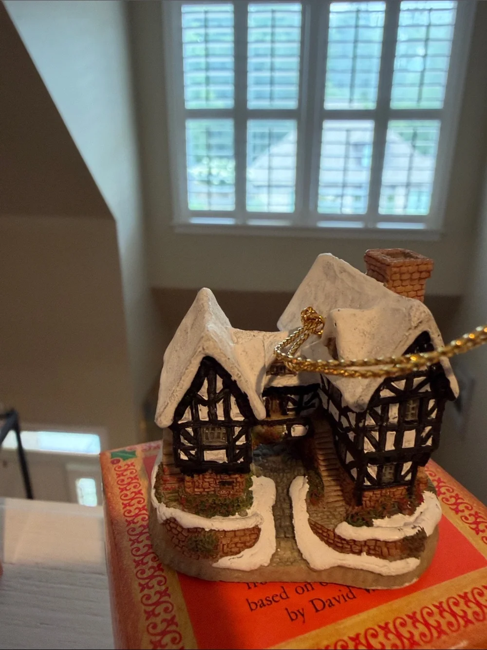 David Winter Cottages - Mini Ornaments Set of 4.